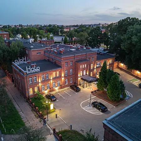 Halo 酒店 4*