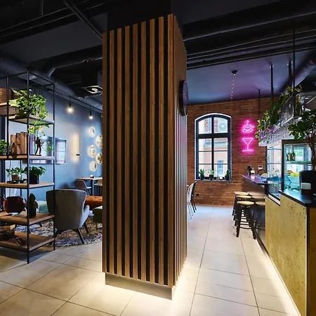 酒店 Halo 什切青