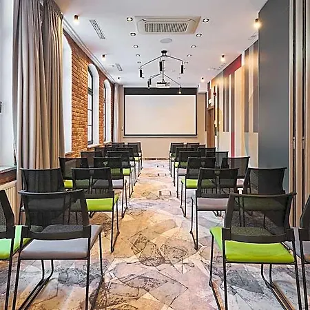 Hotell Halo